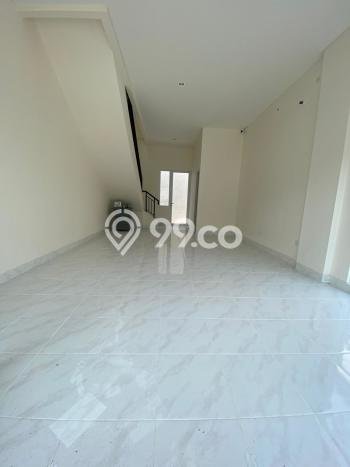 Area Strategis! Disewakan Ruko Lokasi BSD, Tangerang Selatan Cocok untuk Bisnis Area Strategis! Disewakan Ruko Lokasi BSD, Tangerang Selatan Cocok untuk Bisnis