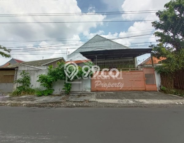 UNIT LANGKA! Rumah di Puspowarno, 4 KT, Pemandangan Indah, Luas 580m² LB 580m² UNIT LANGKA! Rumah di Puspowarno, 4 KT, Pemandangan Indah, Luas 580m² LB 580m²