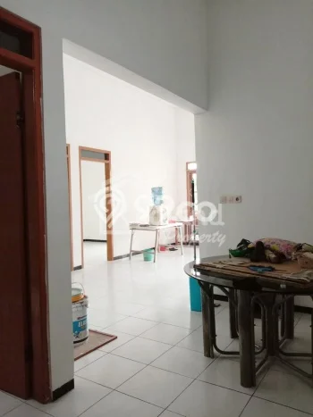 Disewakan! Rumah 3 Kamar Tidur &
2 Kamar Mandi di Puri Anjasmoro, Semarang Disewakan! Rumah 3 Kamar Tidur &
2 Kamar Mandi di Puri Anjasmoro, Semarang