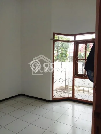 Disewakan! Rumah 3 Kamar Tidur &
2 Kamar Mandi di Puri Anjasmoro, Semarang Disewakan! Rumah 3 Kamar Tidur &
2 Kamar Mandi di Puri Anjasmoro, Semarang