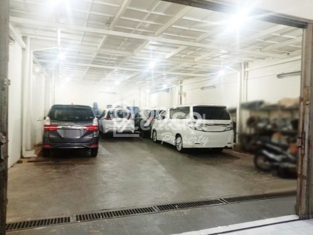 Rumah Eksklusif Siap Huni LT 385m2 di Semarang Selatan, Semarang Rumah Eksklusif Siap Huni LT 385m2 di Semarang Selatan, Semarang