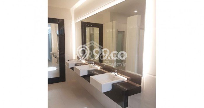 Komersial Dijual di Prime Area Semarang Luas 400m2 Komersial Dijual di Prime Area Semarang Luas 400m2