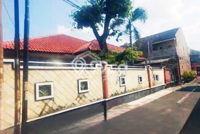 For Sale! Luxury House LT 684m2 Desain Elegan di Kauman For Sale! Luxury House LT 684m2 Desain Elegan di Kauman
