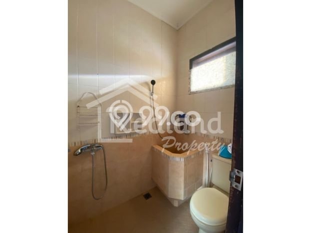 HUNIAN EKSKLUSIF! Rumah area Puri Anjasmoro, 4 KM, Konsep Modern, Luas 240m² LB 200m² HUNIAN EKSKLUSIF! Rumah area Puri Anjasmoro, 4 KM, Konsep Modern, Luas 240m² LB 200m²