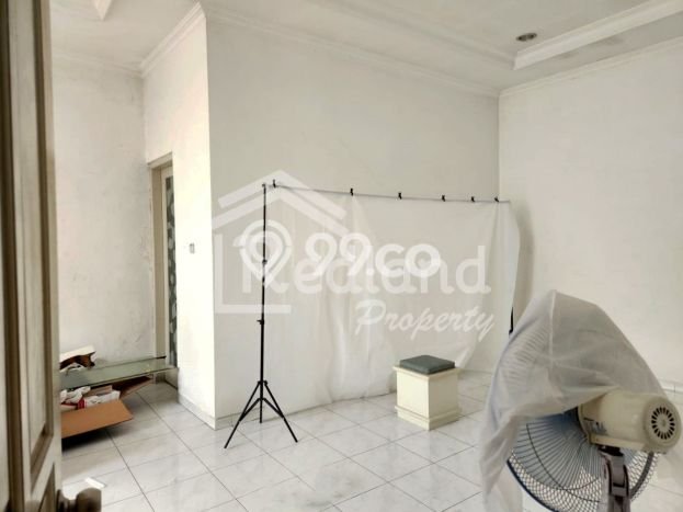 Disewakan Rumah Konsep Modern di Semarang Tengah Semarang dengan 7 KT Disewakan Rumah Konsep Modern di Semarang Tengah Semarang dengan 7 KT