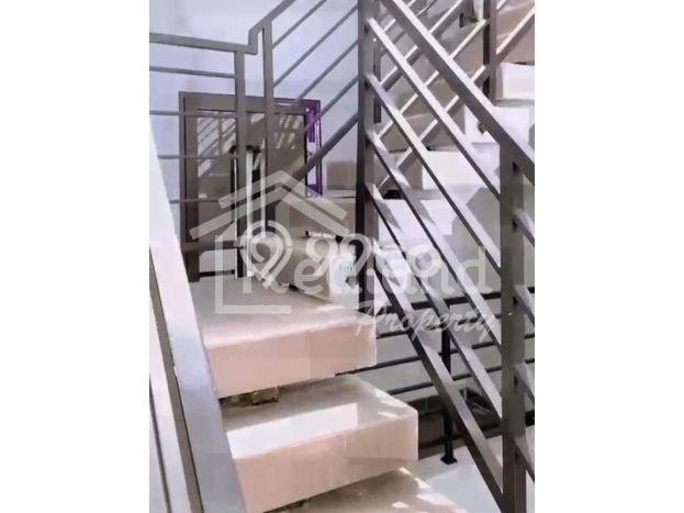 Disewakan! Rumah 3 Kamar Tidur &
3 Kamar Mandi di BSB City, Semarang Disewakan! Rumah 3 Kamar Tidur &
3 Kamar Mandi di BSB City, Semarang