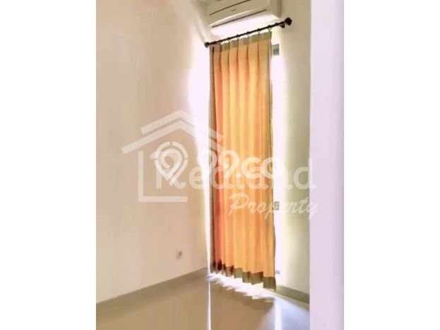 Disewakan! Rumah 3 Kamar Tidur &
3 Kamar Mandi di BSB City, Semarang Disewakan! Rumah 3 Kamar Tidur &
3 Kamar Mandi di BSB City, Semarang