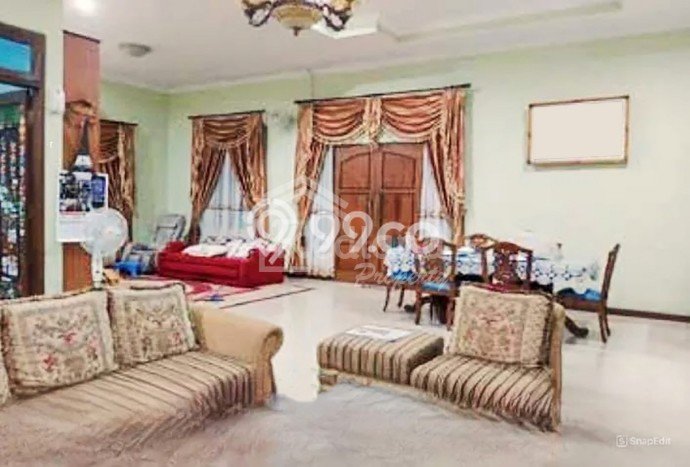 For Sale! Luxury House LT 684m2 Desain Elegan di Kauman For Sale! Luxury House LT 684m2 Desain Elegan di Kauman