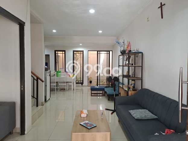 Rumah Luas Asri 3 KT Siap Huni di Green Lake City Jakarta Barat Rumah Luas Asri 3 KT Siap Huni di Green Lake City Jakarta Barat