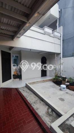 Rumah Elit LB 240m2 Siap Pakai Desain Elegan di Muara Karang, Jakarta Utara Rumah Elit LB 240m2 Siap Pakai Desain Elegan di Muara Karang, Jakarta Utara