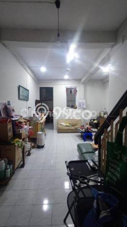 Rumah Elit LB 240m2 Siap Pakai Desain Elegan di Muara Karang, Jakarta Utara Rumah Elit LB 240m2 Siap Pakai Desain Elegan di Muara Karang, Jakarta Utara