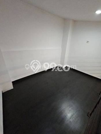 Ready to Use! Luxury House LT 90m2 Desain Elegan di Muara Karang Ready to Use! Luxury House LT 90m2 Desain Elegan di Muara Karang