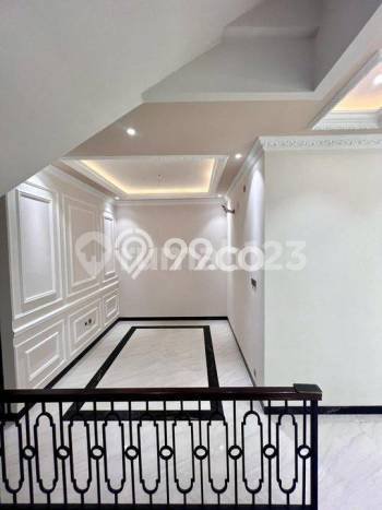 Rumah Elit Modern Siap Huni di Kemang Jakarta Selatan Rumah Elit Modern Siap Huni di Kemang Jakarta Selatan