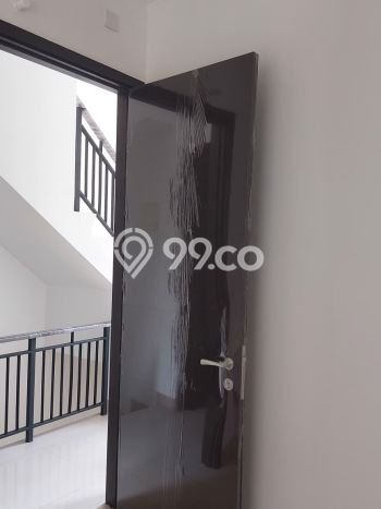 For Sale Hunian Rumah Terawat 3 KT di Pantai Indah Kapuk 2, Jakarta Utara For Sale Hunian Rumah Terawat 3 KT di Pantai Indah Kapuk 2, Jakarta Utara