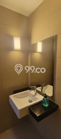 Disewakan! Rumah 3 Kamar Tidur &
3 Kamar Mandi di Pantai Indah Kapuk 2, Jakarta Utara Disewakan! Rumah 3 Kamar Tidur &
3 Kamar Mandi di Pantai Indah Kapuk 2, Jakarta Utara