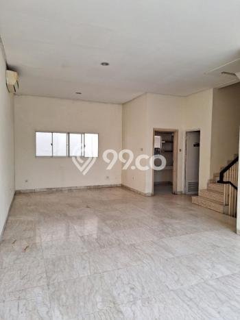 Rumah Elit Modern Tanpa Renovasi di Pantai Indah Kapuk Jakarta Utara Rumah Elit Modern Tanpa Renovasi di Pantai Indah Kapuk Jakarta Utara