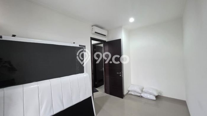 Disewakan Rumah Murah di Pantai Indah Kapuk 2 Jakarta Utara dengan 2 Kamar Tidur Disewakan Rumah Murah di Pantai Indah Kapuk 2 Jakarta Utara dengan 2 Kamar Tidur