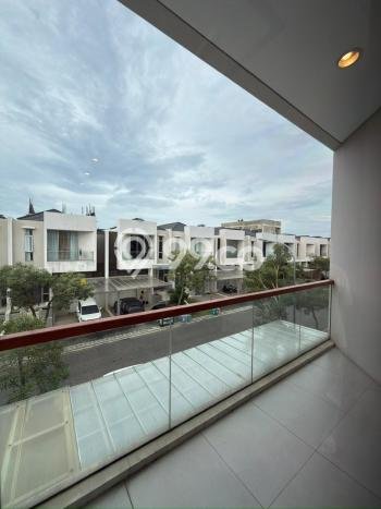 Dijual Rumah Mewah Megah Dengan View Eksklusif di Pantai Indah Kapuk 2, Jakarta Utara Dijual Rumah Mewah Megah Dengan View Eksklusif di Pantai Indah Kapuk 2, Jakarta Utara