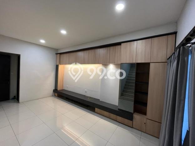 Dijual Rumah Strategis Bagus Punya 3 KT di Ciputat Tangerang Selatan SHM Dijual Rumah Strategis Bagus Punya 3 KT di Ciputat Tangerang Selatan SHM