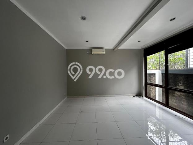 Rumah sewa siap pakai 4 KT di Bintaro, Tangerang Selatan Rumah sewa siap pakai 4 KT di Bintaro, Tangerang Selatan
