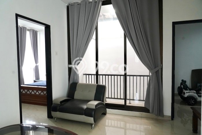 Hunian Eksklusif Dijual LT 143m2 di Ciputat Timur, Tangerang Selatan Hunian Eksklusif Dijual LT 143m2 di Ciputat Timur, Tangerang Selatan
