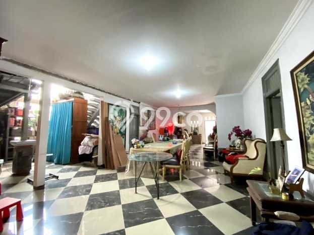 Dijual Rumah Luas Elegan Dengan View Cantik di Bintaro, Jakarta Selatan Dijual Rumah Luas Elegan Dengan View Cantik di Bintaro, Jakarta Selatan