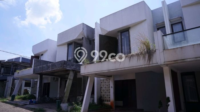 Dijual Hunian Rumah Terawat 3 KT di Bintaro, Tangerang Selatan Dijual Hunian Rumah Terawat 3 KT di Bintaro, Tangerang Selatan