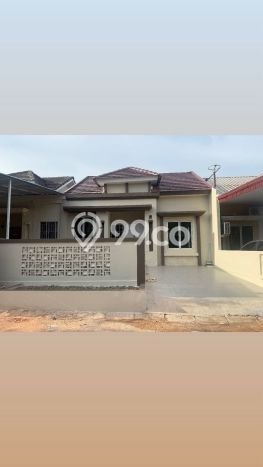 SPECIAL OFFER! Rumah Asri area , Luas 100m2m² Bangunan 105m2m² SPECIAL OFFER! Rumah Asri area , Luas 100m2m² Bangunan 105m2m²