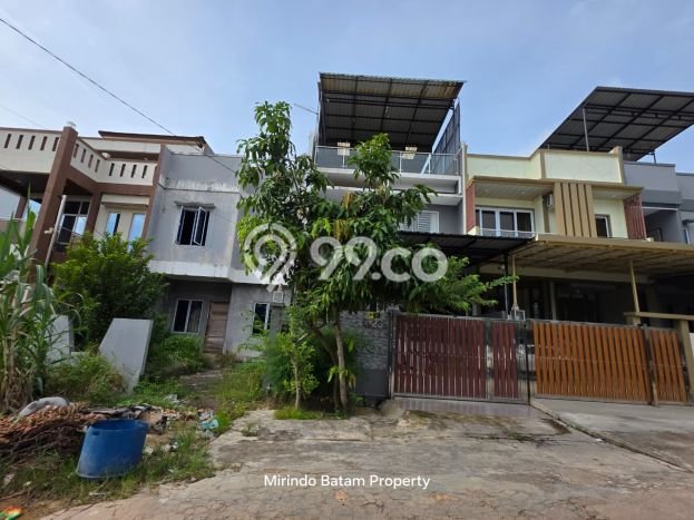 Jual Rumah Favorit Siap Huni LB 200m2 di Batam Kota, Batam Jual Rumah Favorit Siap Huni LB 200m2 di Batam Kota, Batam