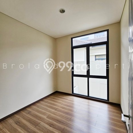 Rumah Luxury Modern Siap Huni di BSD City Tangerang Rumah Luxury Modern Siap Huni di BSD City Tangerang