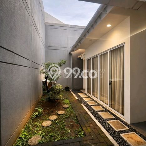 Ready to Use! Luxury House LT 160m2 Desain Elegan di BSD Green Wich Ready to Use! Luxury House LT 160m2 Desain Elegan di BSD Green Wich