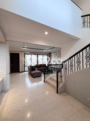 Rumah Luxury Modern Siap Huni di BSD De Park Tangerang Rumah Luxury Modern Siap Huni di BSD De Park Tangerang