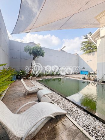 Rumah Elit LB 348m2 Siap Pakai Desain Elegan di BSD De Park, Tangerang Rumah Elit LB 348m2 Siap Pakai Desain Elegan di BSD De Park, Tangerang