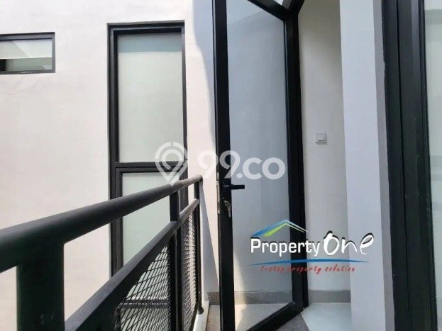 Jual Rumah Strategis Bagus Punya 3 KT di BSD Tangerang Selatan SHM Jual Rumah Strategis Bagus Punya 3 KT di BSD Tangerang Selatan SHM