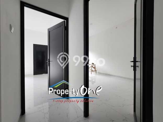 Rumah Modern Minimalis 4 Kamar Bisa Langsung Pindah di Serpong Rumah Modern Minimalis 4 Kamar Bisa Langsung Pindah di Serpong