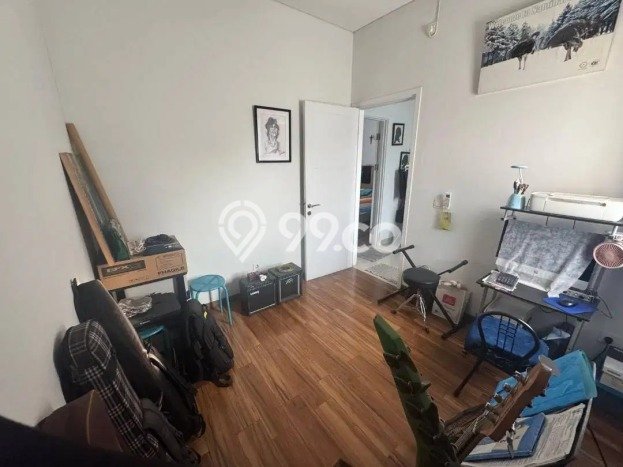 Jual Rumah Strategis Bagus Punya 3 KT di BSD Tangerang Selatan SHM Jual Rumah Strategis Bagus Punya 3 KT di BSD Tangerang Selatan SHM