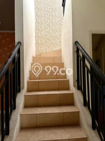 Hunian Eksklusif Siap Huni LT 162m2 di BSD, Tangerang Selatan Hunian Eksklusif Siap Huni LT 162m2 di BSD, Tangerang Selatan