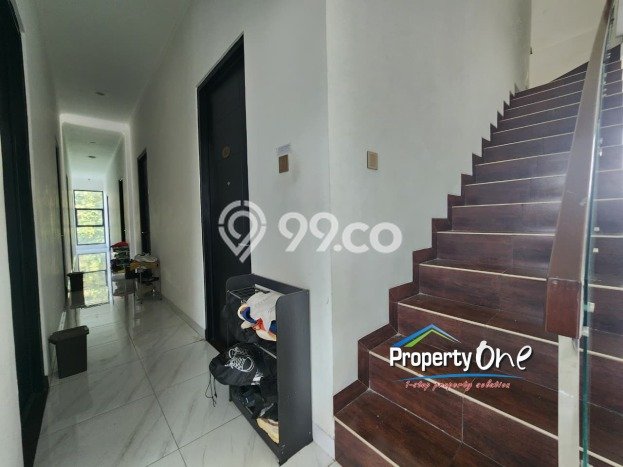 Unit Kost Dijual di BSD dengan 24 Kamar Tidur & Luas Bangunan 750m2 Unit Kost Dijual di BSD dengan 24 Kamar Tidur & Luas Bangunan 750m2