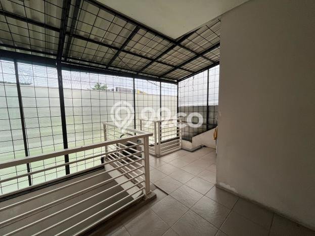 Jual Rumah Minimalis Bagus Punya 3 KT di Serpong Tangerang Selatan SHM Jual Rumah Minimalis Bagus Punya 3 KT di Serpong Tangerang Selatan SHM
