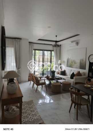 Siap Huni Hunian Elit 4 Kamar di BSD Dekat ke Mana Pun Siap Huni Hunian Elit 4 Kamar di BSD Dekat ke Mana Pun