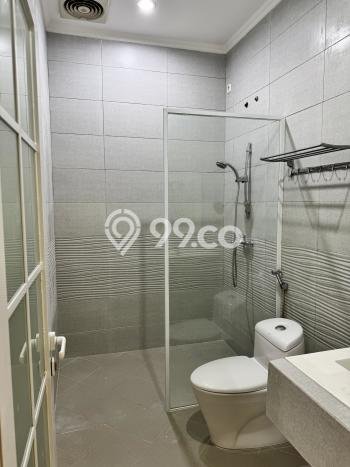 For Sale Rumah 3 Kamar Lokasi Strategis Nyaman dan Strategis di Serpong Utara For Sale Rumah 3 Kamar Lokasi Strategis Nyaman dan Strategis di Serpong Utara