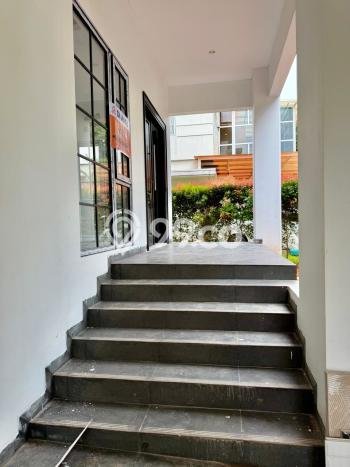Dijual Hunian Mewah dengan Fasilitas Sekitar Komplit di BSD, Tangerang Selatan Dijual Hunian Mewah dengan Fasilitas Sekitar Komplit di BSD, Tangerang Selatan