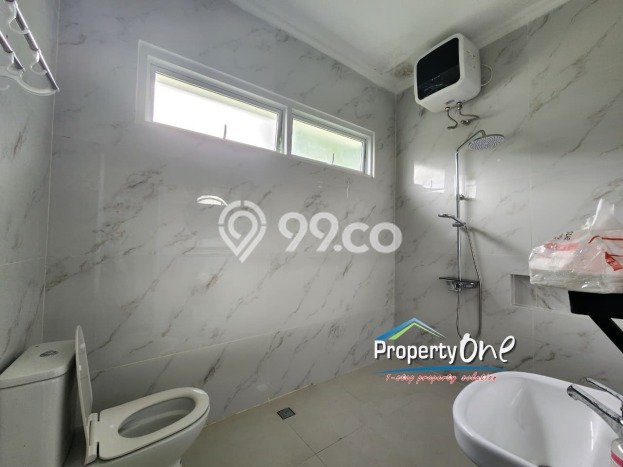 Dijual Rumah Premium dengan Fasilitas Sekitar Lengkap di BSD, Tangerang Selatan Dijual Rumah Premium dengan Fasilitas Sekitar Lengkap di BSD, Tangerang Selatan
