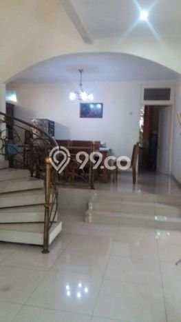 Dijual Rumah Premium dengan Fasilitas Sekitar Lengkap di Kebon Jeruk, Jakarta Barat Dijual Rumah Premium dengan Fasilitas Sekitar Lengkap di Kebon Jeruk, Jakarta Barat