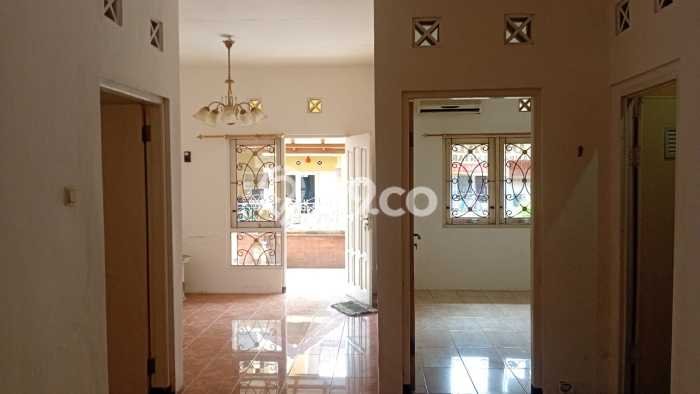 Jual Rumah Bagus Siap Huni LB 125m2 di Mertoyudan, Magelang Jual Rumah Bagus Siap Huni LB 125m2 di Mertoyudan, Magelang