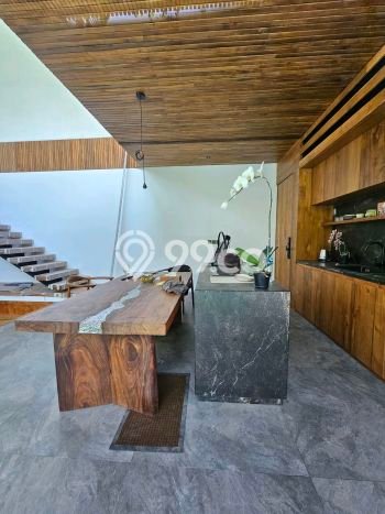 Properti Strategis! Vila di Ubud, Ukuran 230m2m², Lokasi Strategis dengan potensi meningkat Properti Strategis! Vila di Ubud, Ukuran 230m2m², Lokasi Strategis dengan potensi meningkat