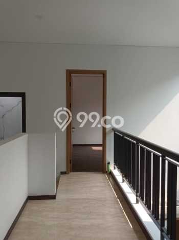 Rumah Disewakan Tangerang LT 136m2 LB 235m2 Kawasan BSD Rumah Disewakan Tangerang LT 136m2 LB 235m2 Kawasan BSD