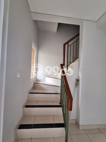 Disewakan! Rumah 1 Kamar Tidur &
2 Kamar Mandi di Gading Serpong, Tangerang Disewakan! Rumah 1 Kamar Tidur &
2 Kamar Mandi di Gading Serpong, Tangerang