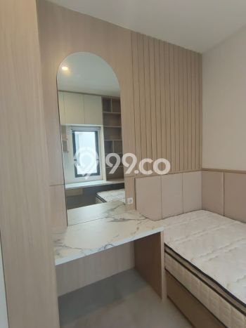 Disewakan! Rumah 4 Kamar Tidur &
2 Kamar Mandi di BSD, Tangerang Disewakan! Rumah 4 Kamar Tidur &
2 Kamar Mandi di BSD, Tangerang