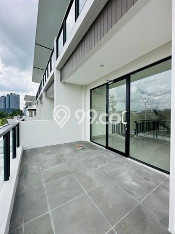 Ruko Disewa di Tangerang dengan LB 127m2 Area Komersial Ramai Ruko Disewa di Tangerang dengan LB 127m2 Area Komersial Ramai